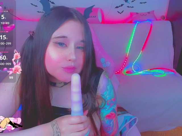 LittleKitsune's BongaCams show and profile