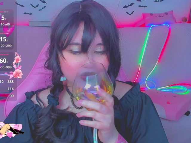 LittleKitsune's BongaCams show and profile