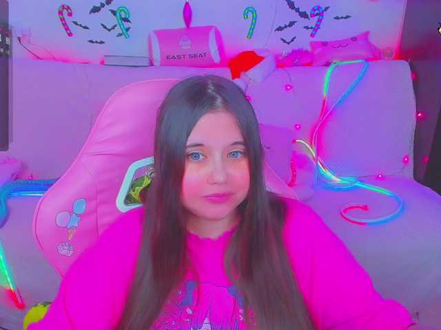 LittleKitsune's BongaCams show and profile