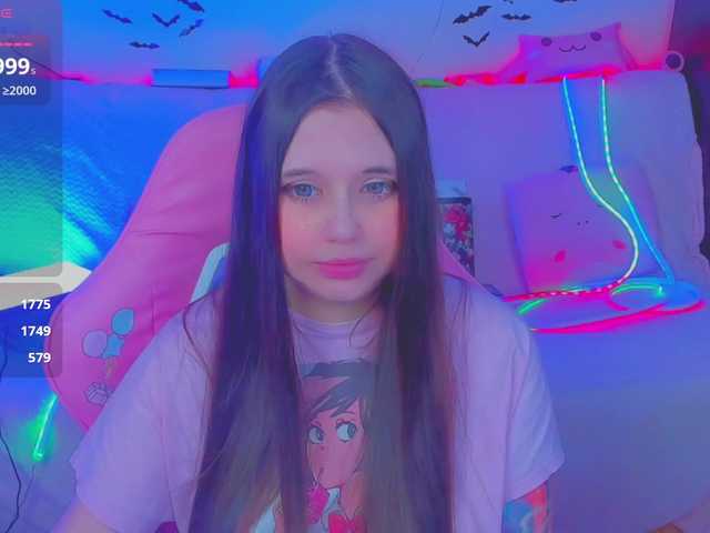 LittleKitsune's BongaCams show and profile