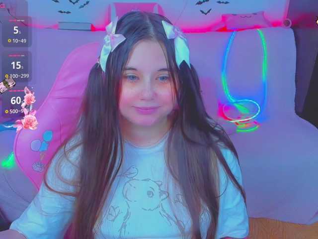 LittleKitsune's BongaCams show and profile