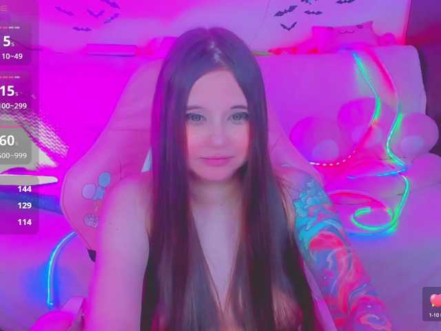 LittleKitsune's BongaCams show and profile