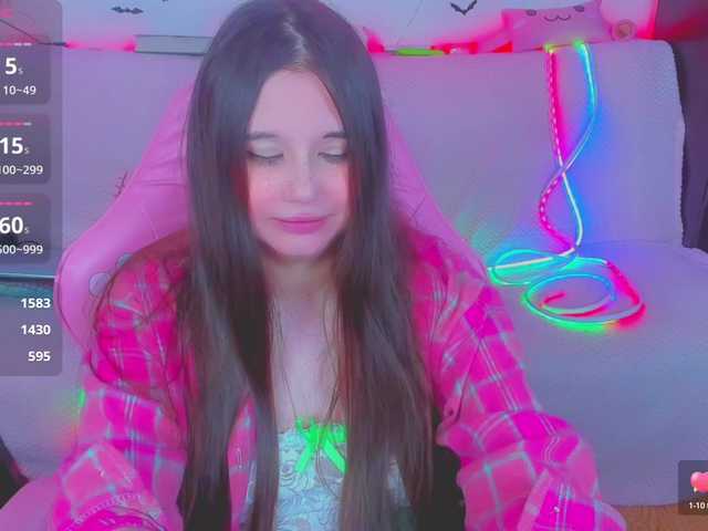 LittleKitsune's BongaCams show and profile