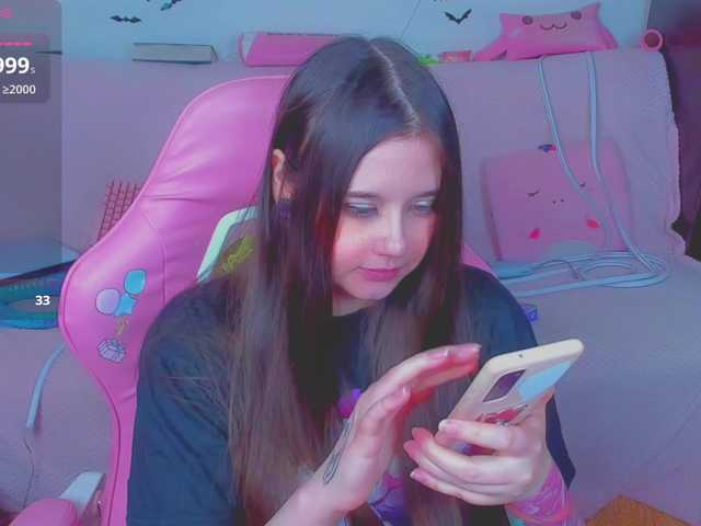 LittleKitsune's BongaCams show and profile