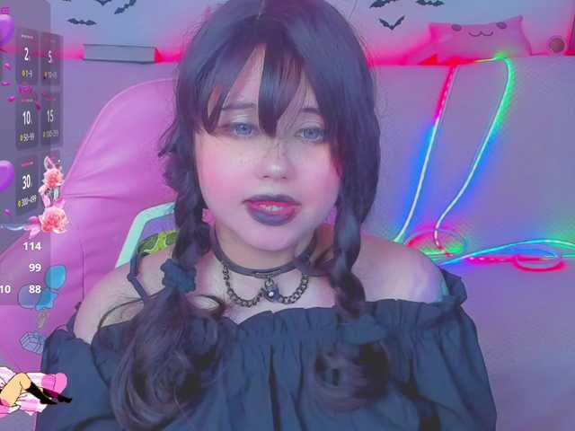 LittleKitsune's BongaCams show and profile