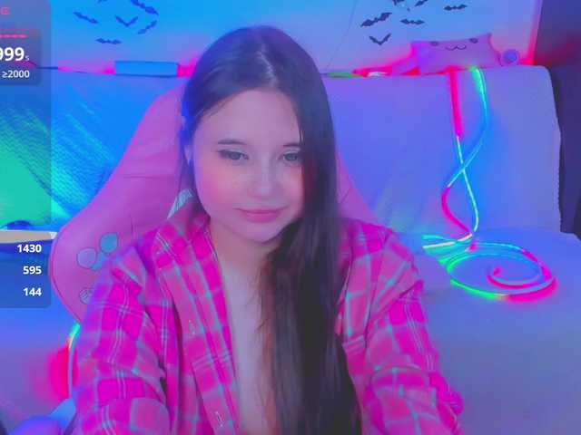 LittleKitsune's BongaCams show and profile