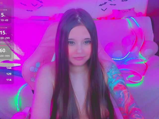 LittleKitsune's BongaCams show and profile