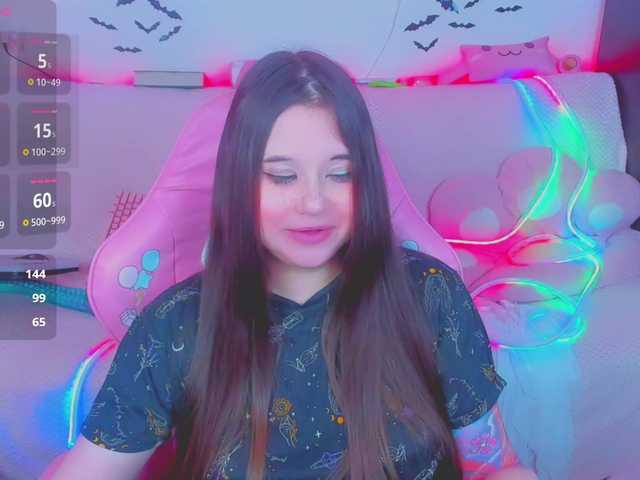 LittleKitsune's BongaCams show and profile