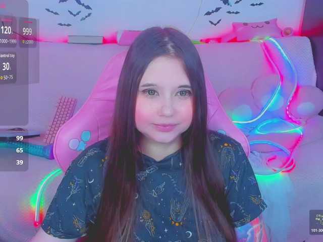 LittleKitsune's BongaCams show and profile