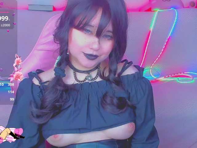 LittleKitsune's BongaCams show and profile