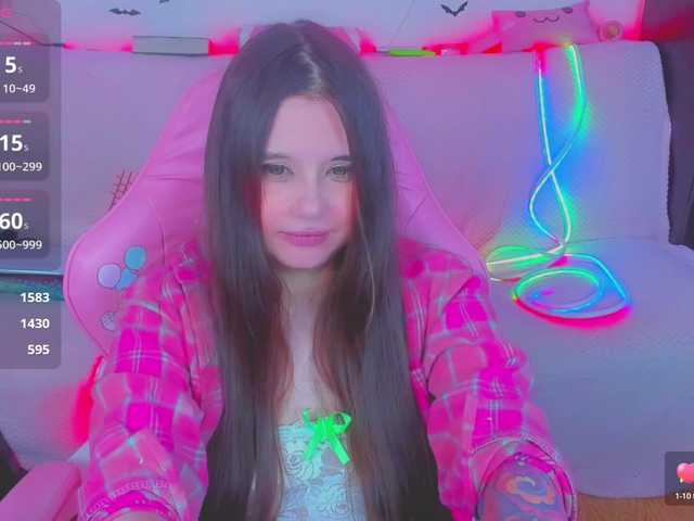 LittleKitsune's BongaCams show and profile