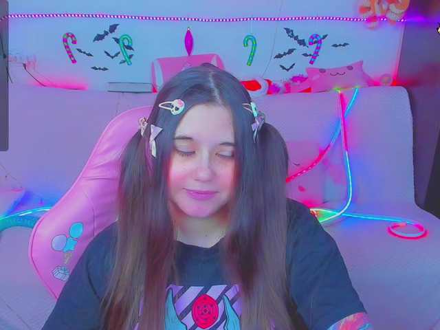 LittleKitsune's BongaCams show and profile