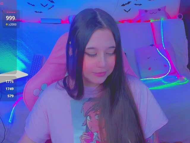 LittleKitsune's BongaCams show and profile