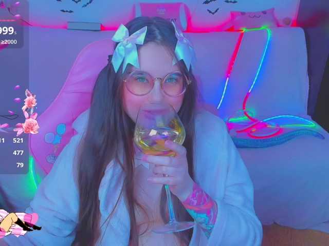 LittleKitsune's BongaCams show and profile