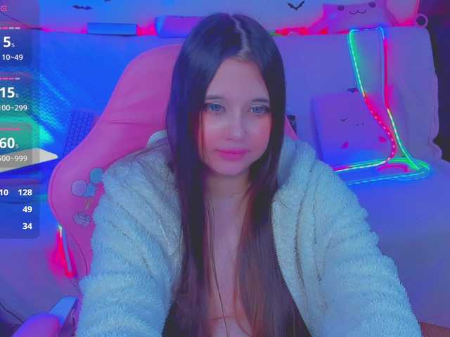 LittleKitsune's BongaCams show and profile