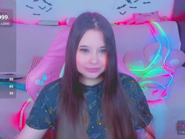 LittleKitsune's BongaCams show and profile