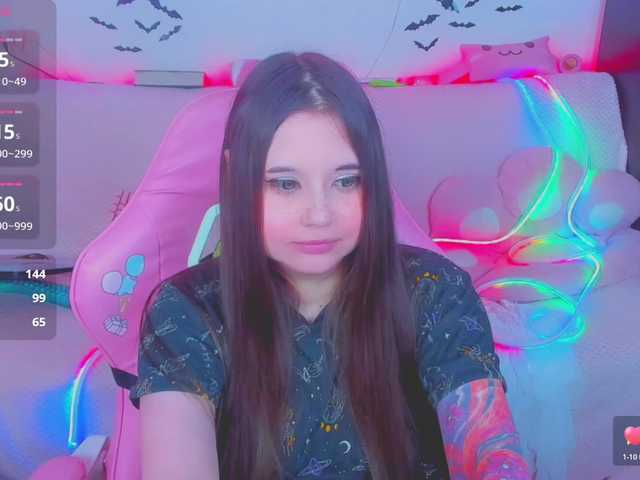 LittleKitsune's BongaCams show and profile