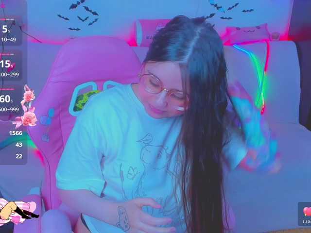 LittleKitsune's BongaCams show and profile