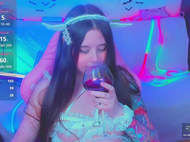 LittleKitsune's BongaCams show and profile