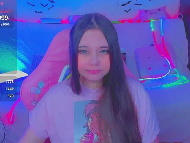 LittleKitsune's BongaCams show and profile