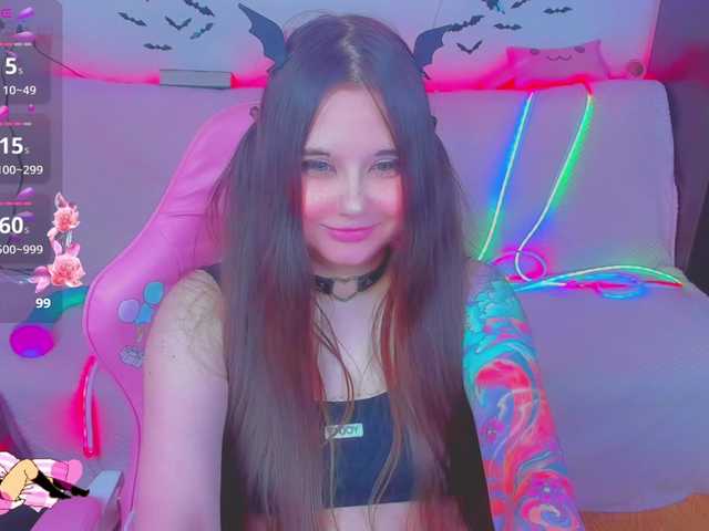 LittleKitsune's BongaCams show and profile