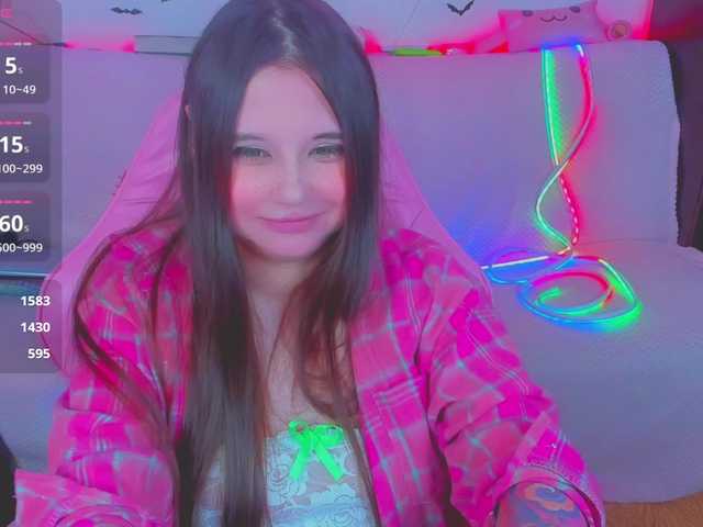 LittleKitsune's BongaCams show and profile