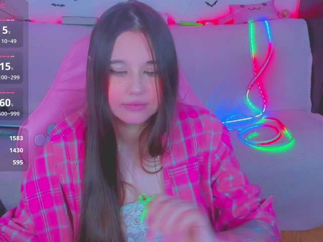 LittleKitsune's BongaCams show and profile