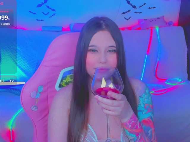 LittleKitsune's BongaCams show and profile