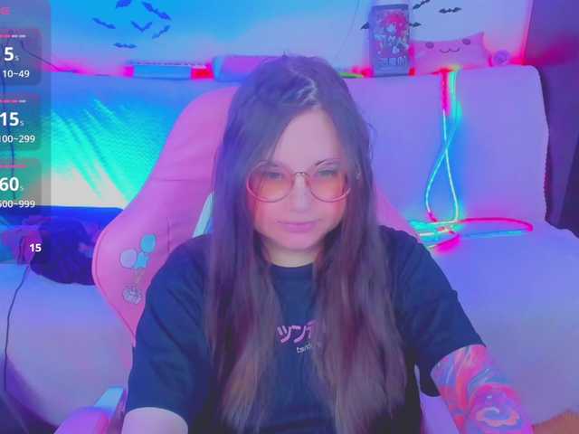 LittleKitsune's BongaCams show and profile