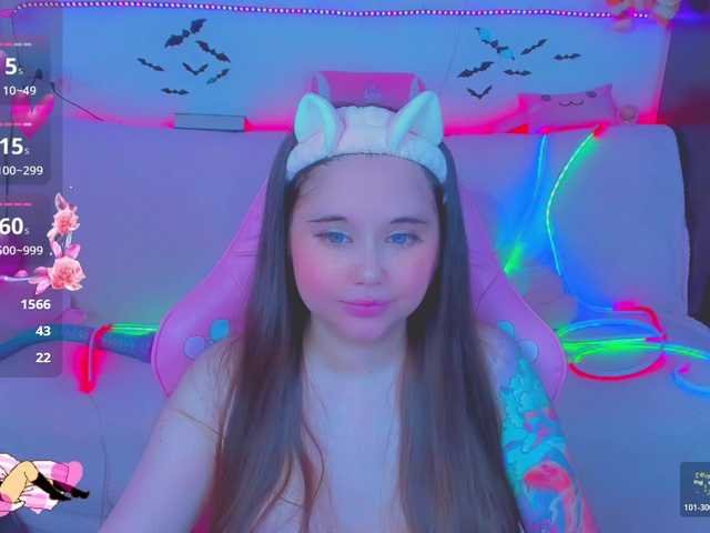 LittleKitsune's BongaCams show and profile