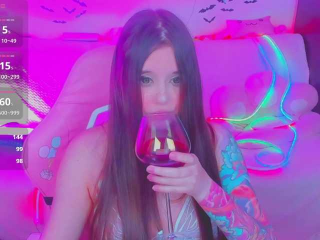 LittleKitsune's BongaCams show and profile