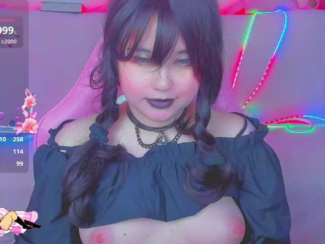 LittleKitsune's BongaCams show and profile