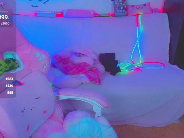 LittleKitsune's BongaCams show and profile