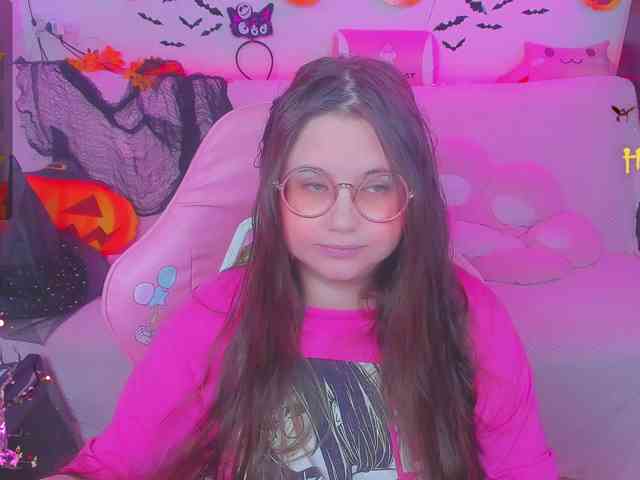 LoliSuccub webcam