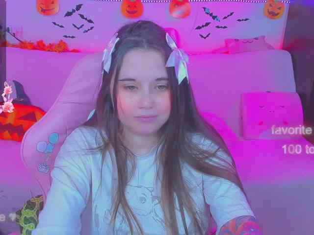 LoliSuccub webcam