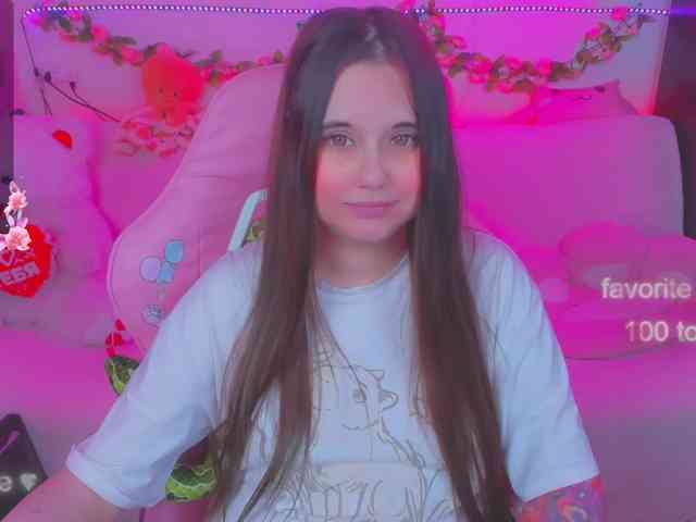 LoliSuccub webcam
