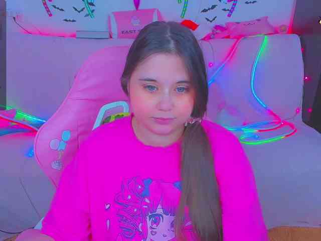 LoliSuccub webcam