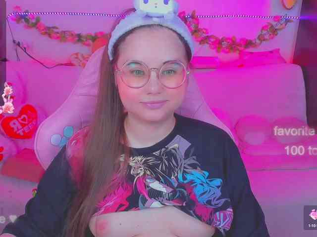 LoliSuccub webcam