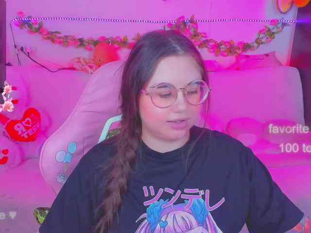 LoliSuccub webcam