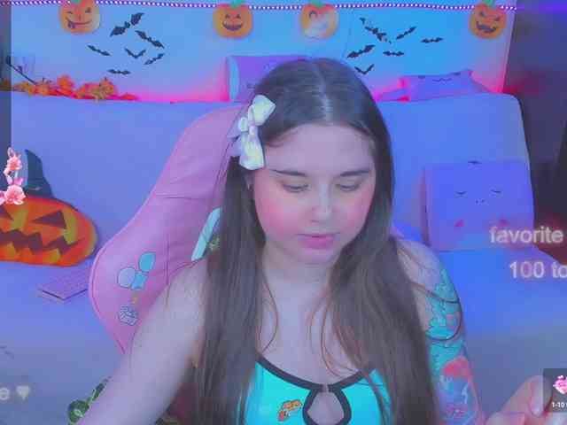 LoliSuccub webcam