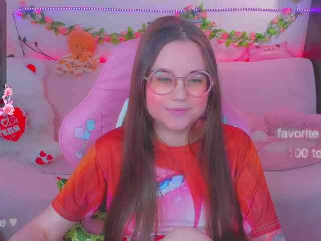 LoliSuccub webcam