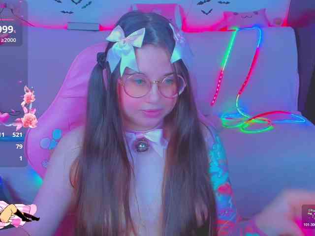 LoliSuccub webcam