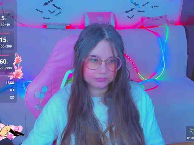 LoliSuccub webcam