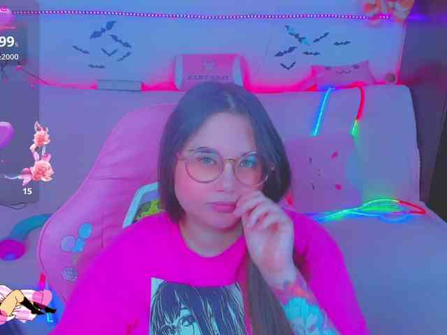 LoliSuccub webcam