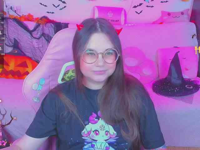 LoliSuccub webcam