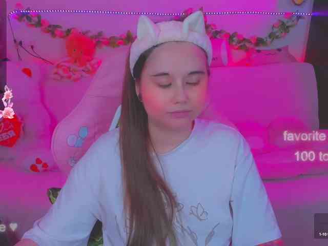 LoliSuccub webcam