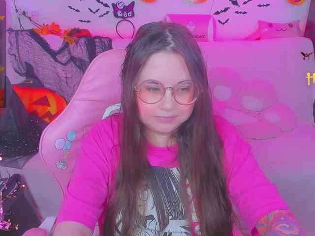 LoliSuccub webcam