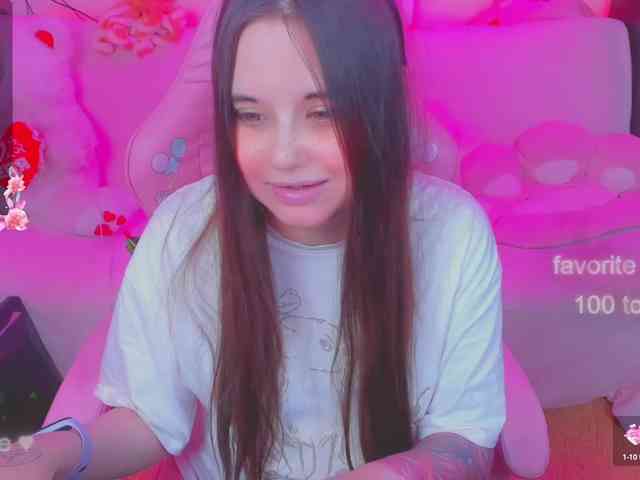 LoliSuccub webcam