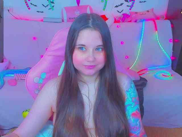 LittleKitsune Live Webcam on BongaCams