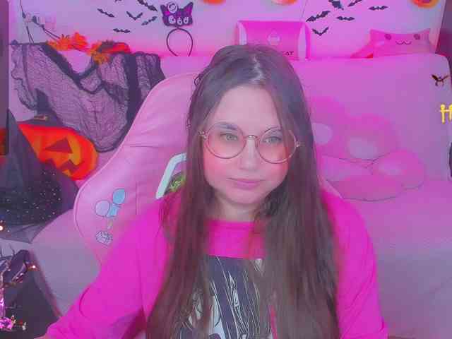 LoliSuccub webcam